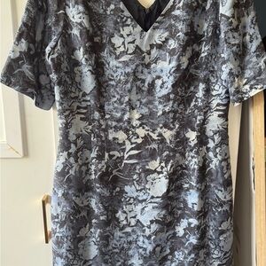 Beautiful Brooks Brothers size 12 dress.